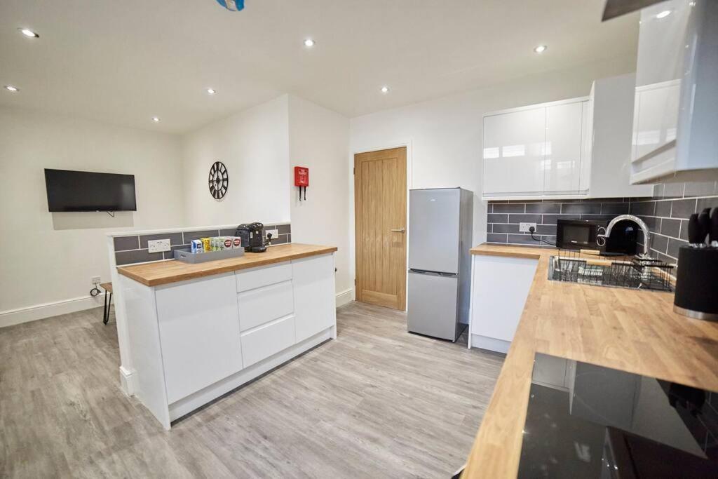 High Spec Spacious 2Bd Apt, Parking, Nr Newcastle 게이츠헤드 외부 사진